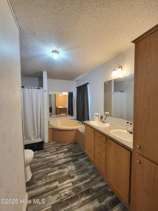 451 Luther Banks Rd Richlands, NC 28574
