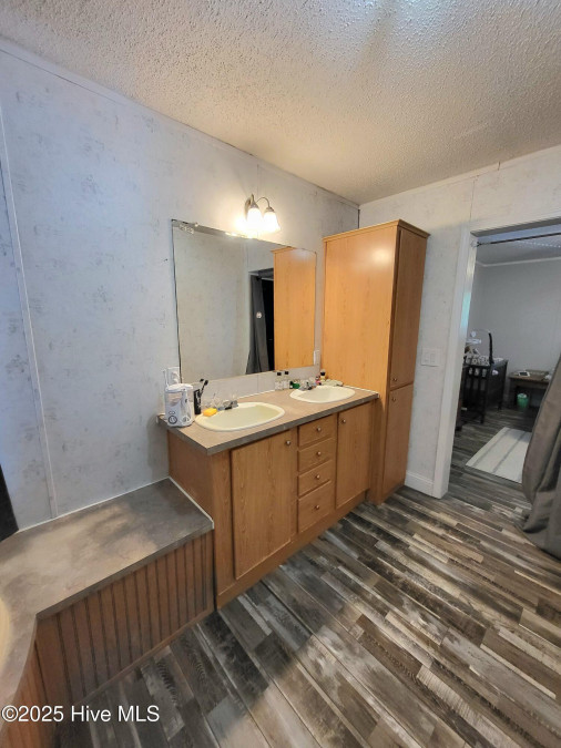 451 Luther Banks Rd Richlands, NC 28574
