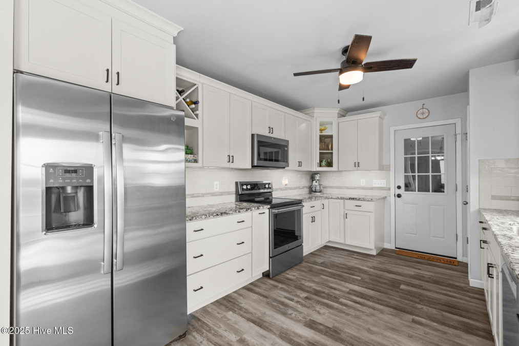 209 Mccain St Beulaville, NC 28518