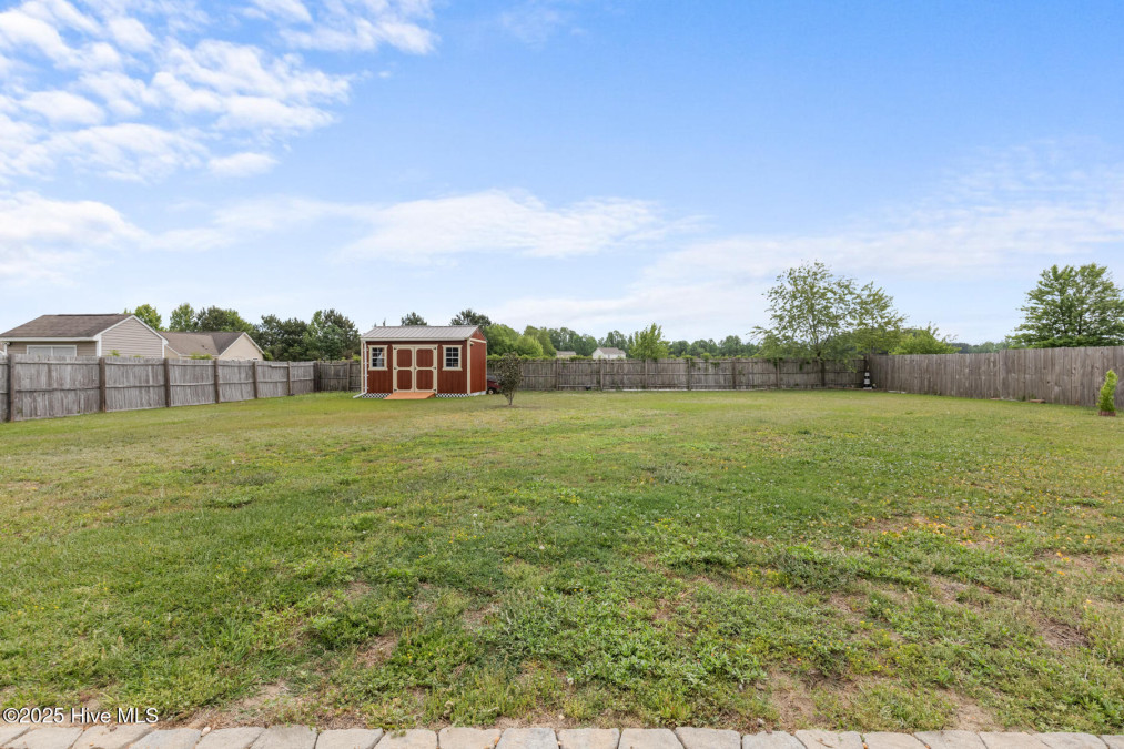 209 Mccain St Beulaville, NC 28518