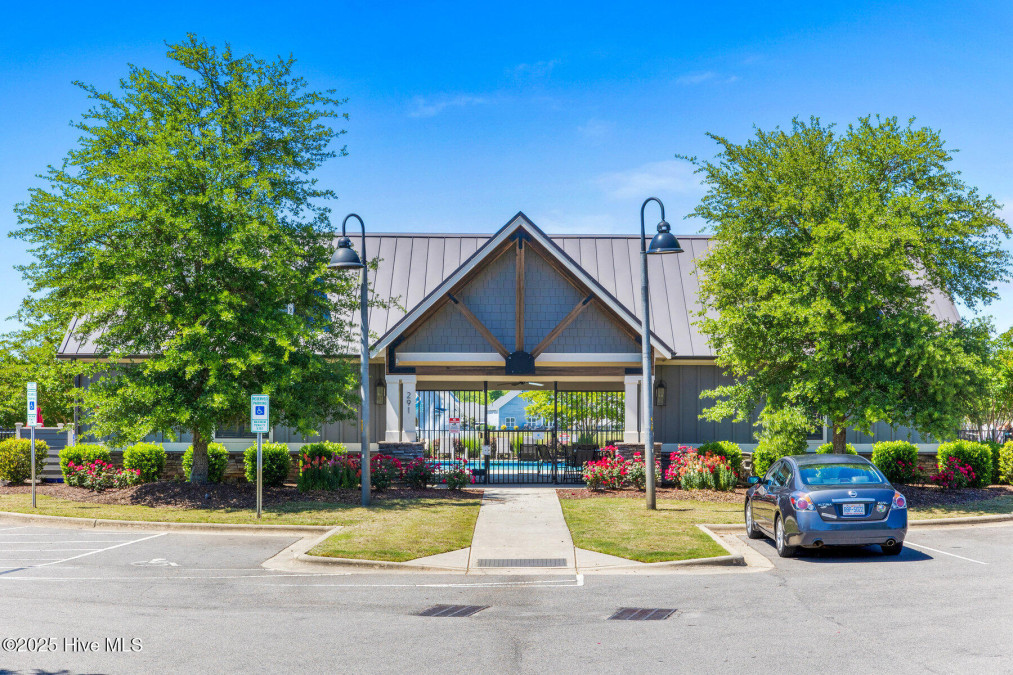 2216 Lakeside Cir Wilmington, NC 28401