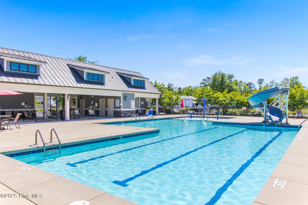 2216 Lakeside Cir Wilmington, NC 28401