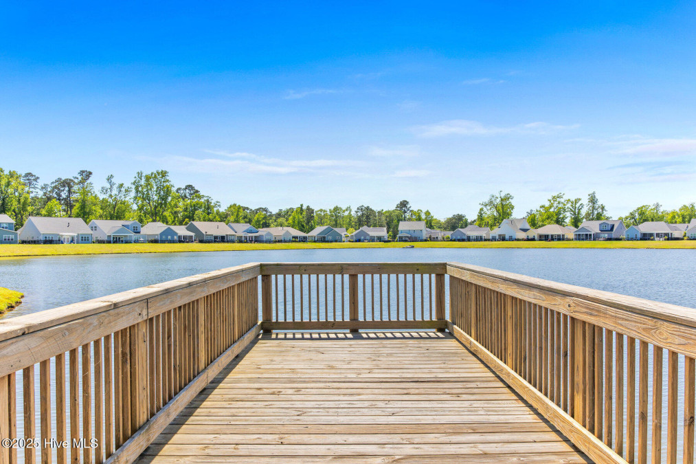 2216 Lakeside Cir Wilmington, NC 28401
