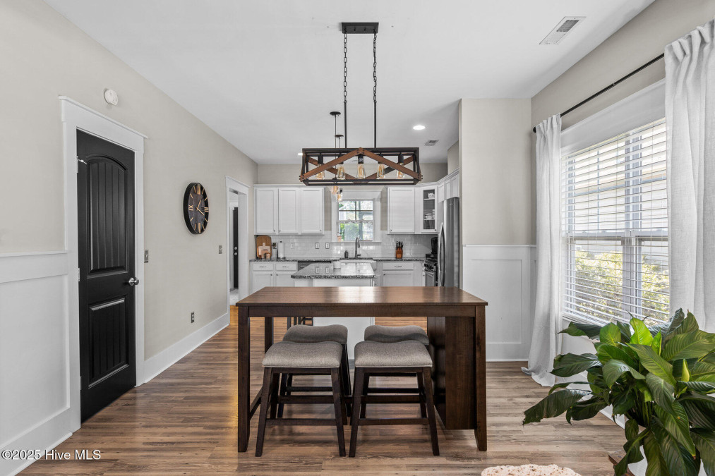 2216 Lakeside Cir Wilmington, NC 28401