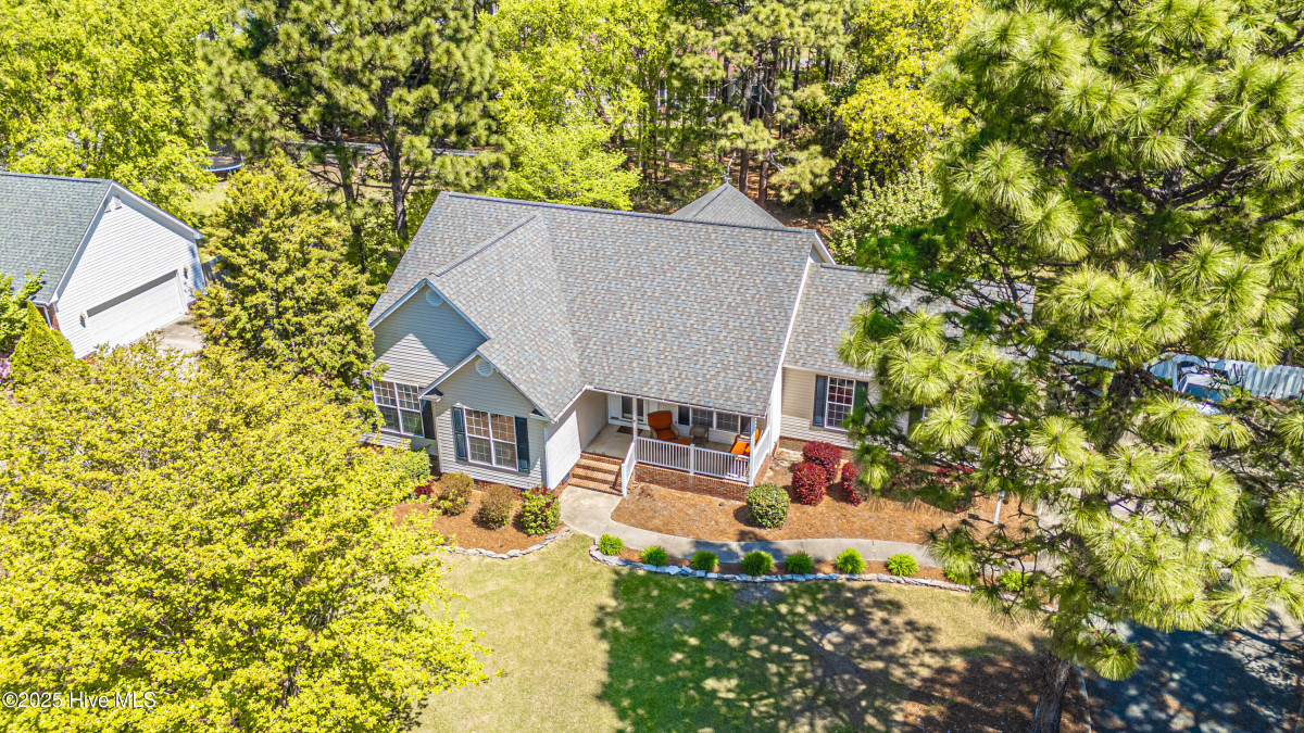 245 Sullivan Dr Carthage, NC 28327