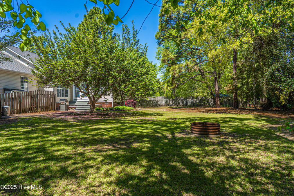 245 Sullivan Dr Carthage, NC 28327