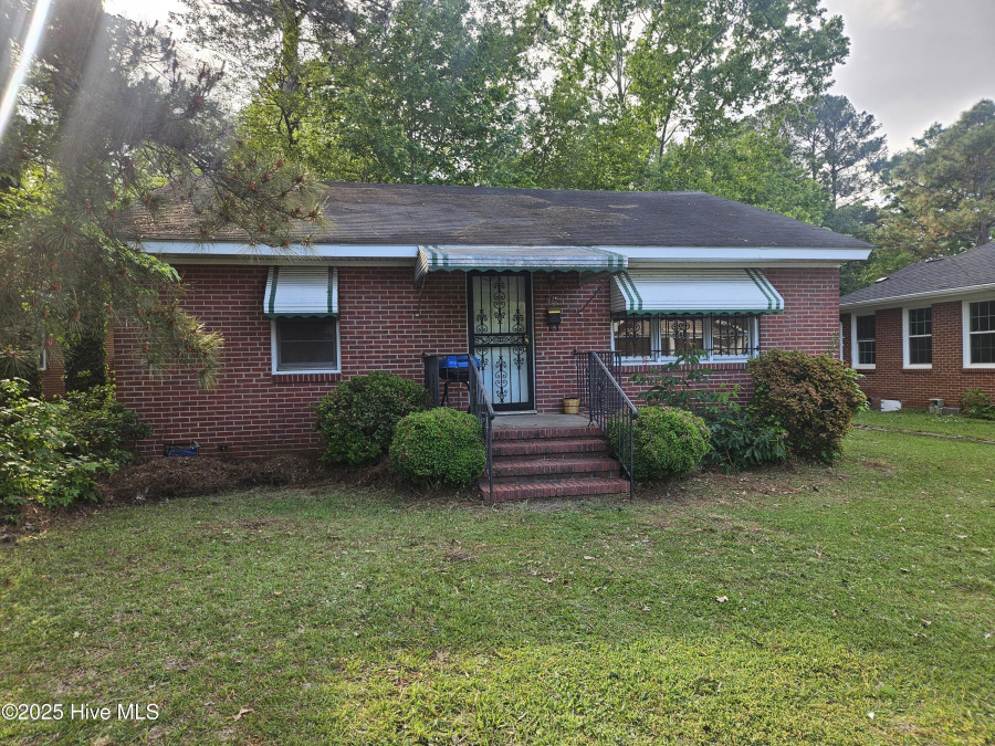 704 Pine St Rocky Mount, NC 27803