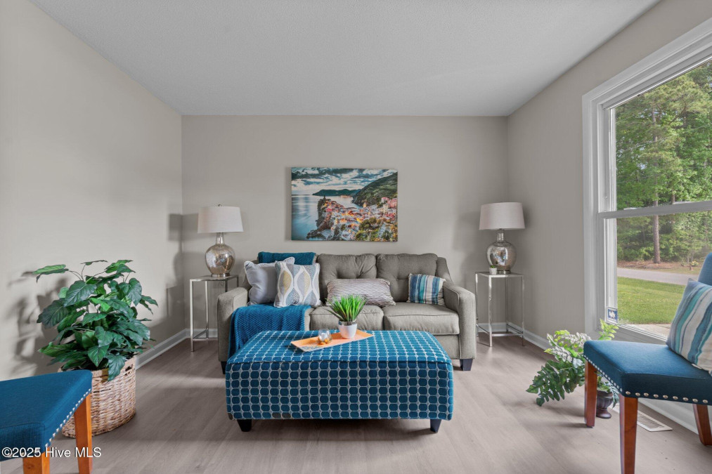 623 Lincoln Dr Kenly, NC 27542