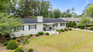 4107 Norman Rd Trent Woods, NC 28562