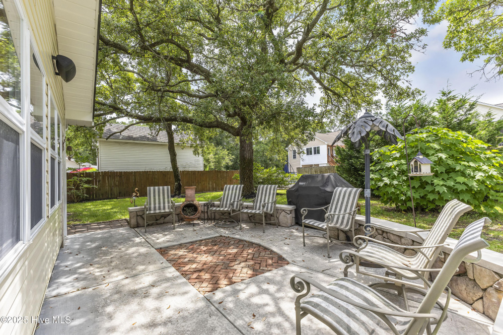 121 1st St Oak Island, NC 28465