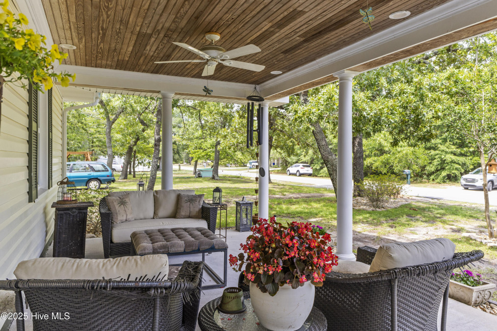 121 1st St Oak Island, NC 28465
