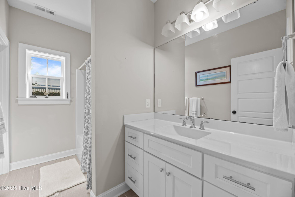 316 Camp Creek Dr Oriental, NC 28571