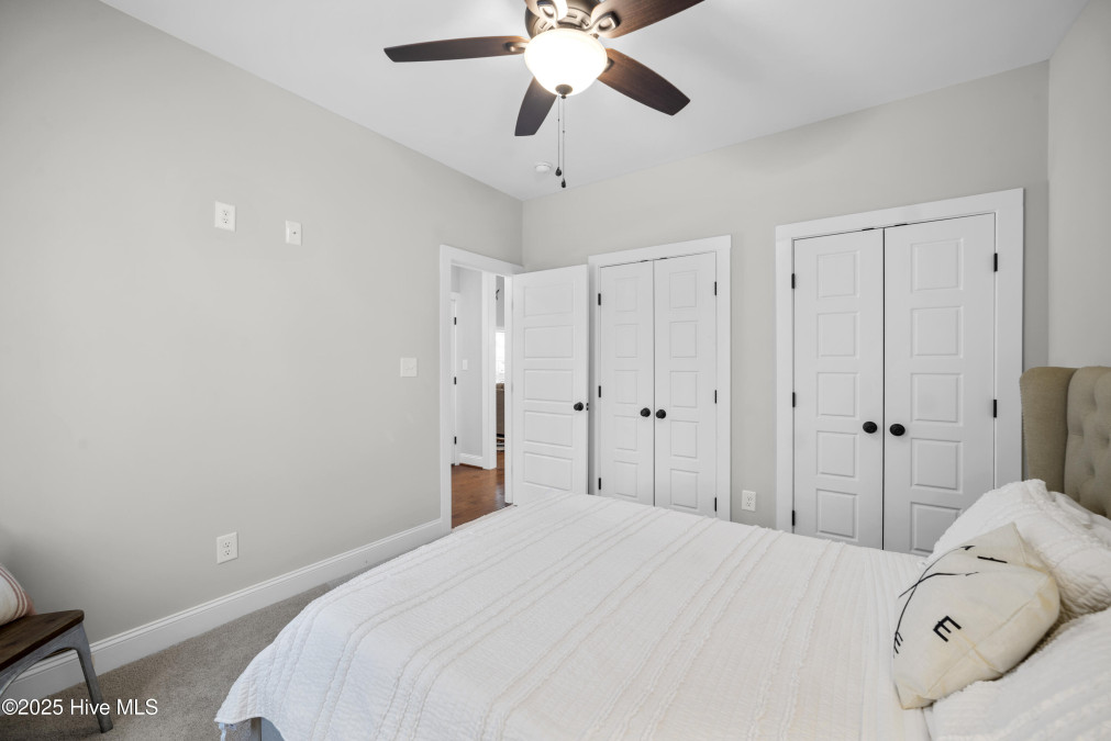 316 Camp Creek Dr Oriental, NC 28571