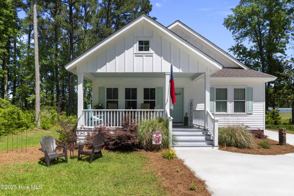 316 Camp Creek Dr Oriental, NC 28571
