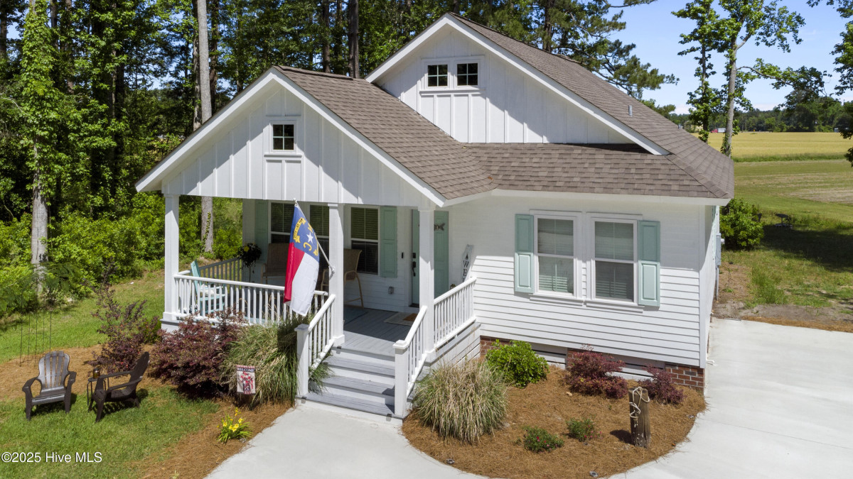 316 Camp Creek Dr Oriental, NC 28571
