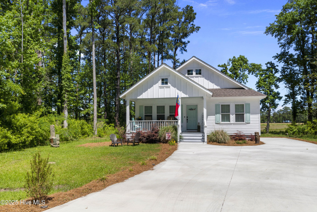 316 Camp Creek Dr Oriental, NC 28571