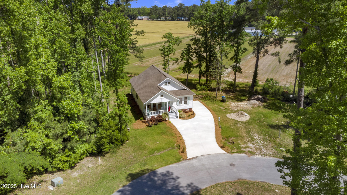 316 Camp Creek Dr Oriental, NC 28571