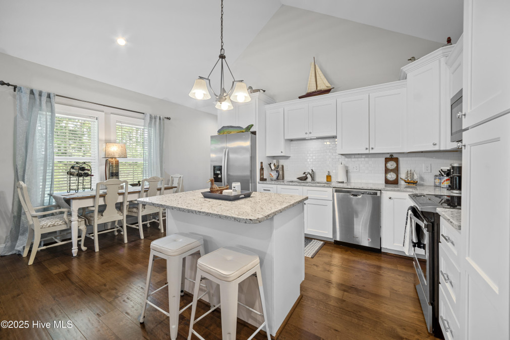316 Camp Creek Dr Oriental, NC 28571