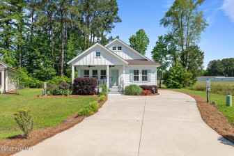 316 Camp Creek Dr Oriental, NC 28571