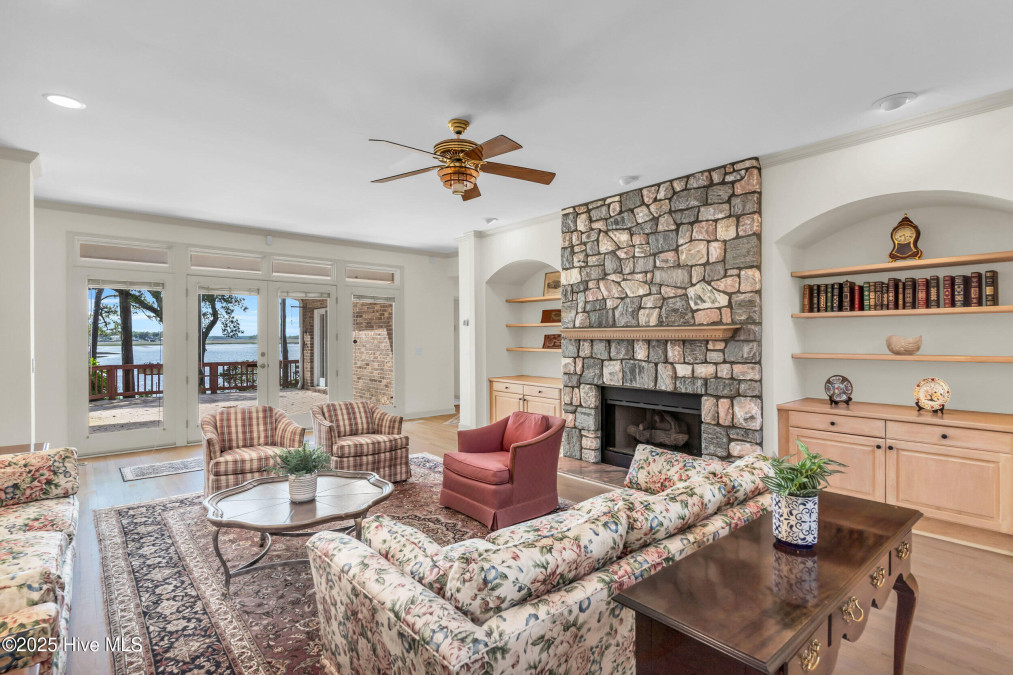 524 Admirals Ct Bolivia, NC 28422
