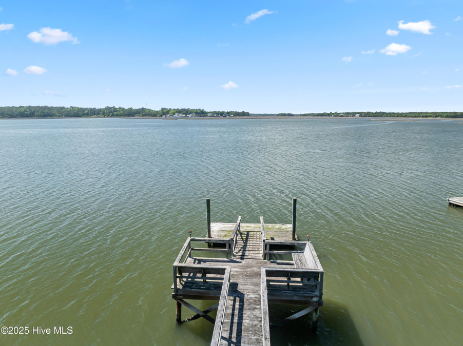 524 Admirals Ct Bolivia, NC 28422