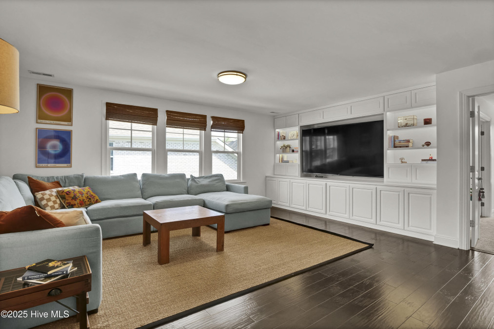 821 Bedminister Ln Wilmington, NC 28405
