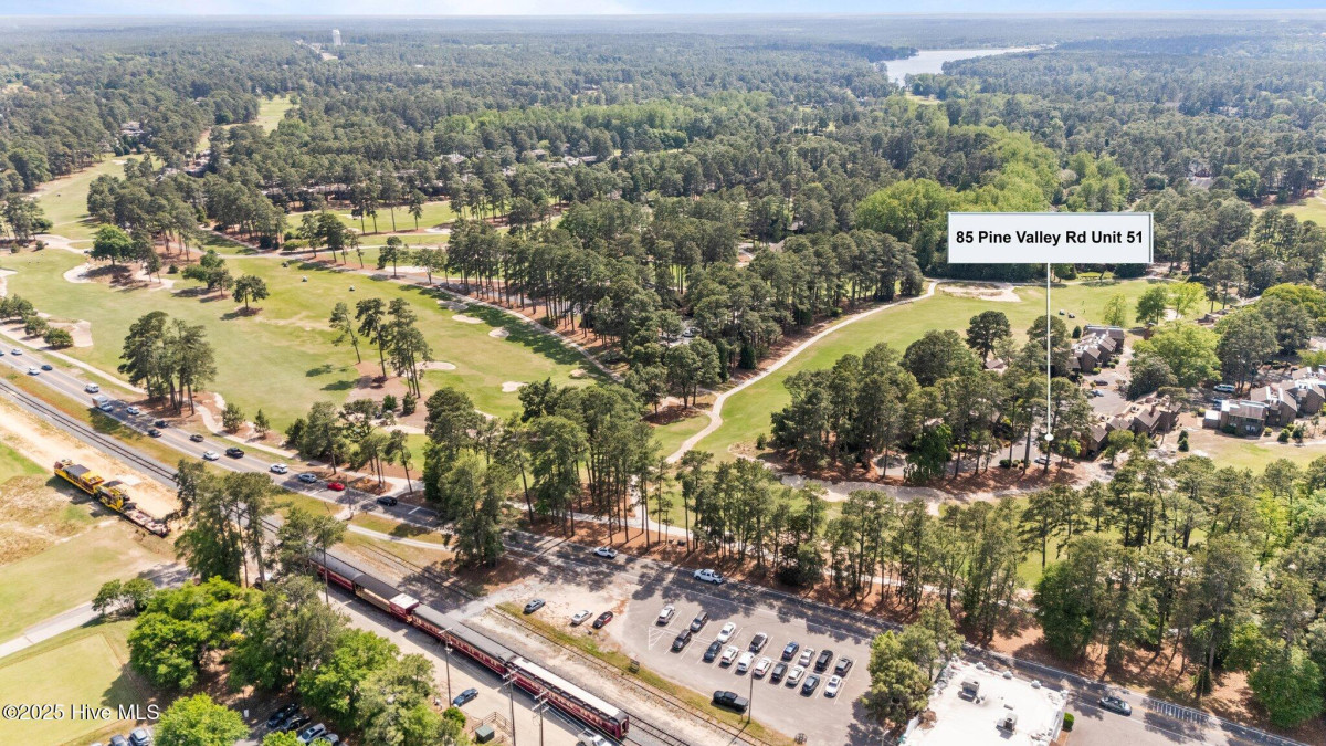 85 Pine Valley Rd Pinehurst, NC 28374