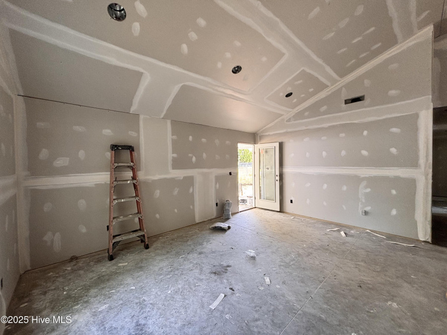 529 Fayetteville St Clinton, NC 28328