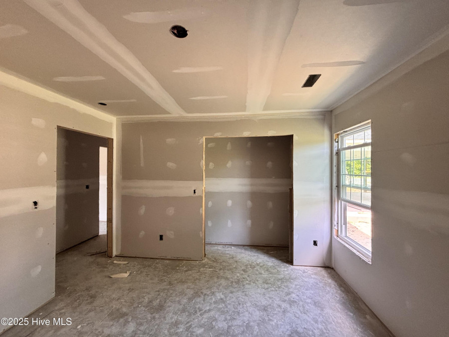 529 Fayetteville St Clinton, NC 28328