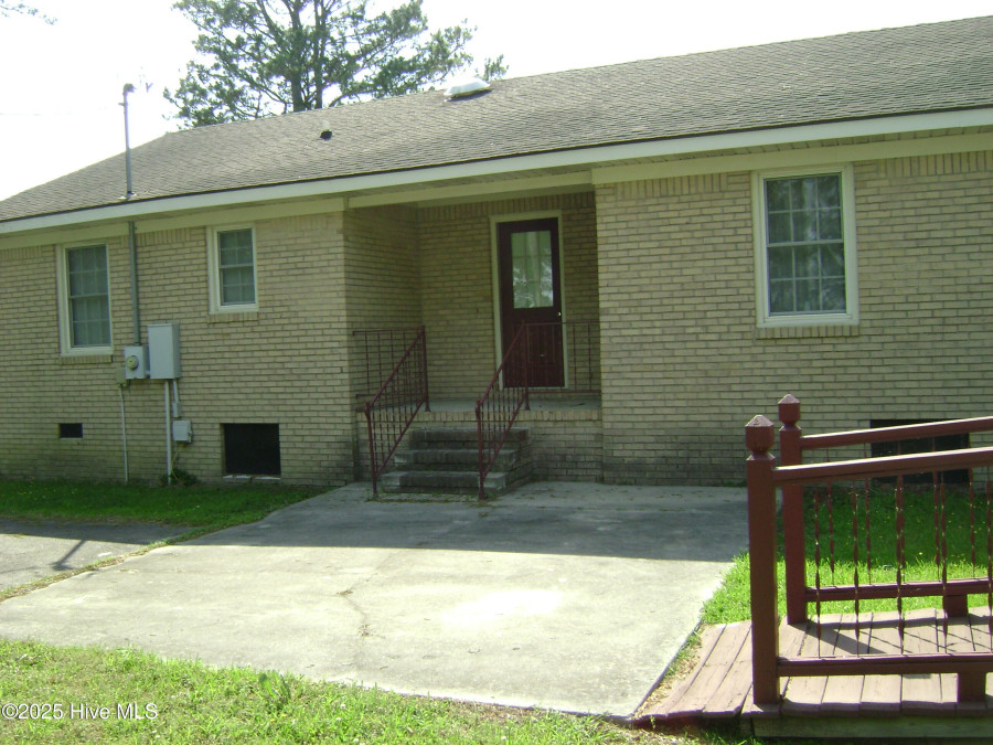 501 Us 13 And 17 S Windsor, NC 27983