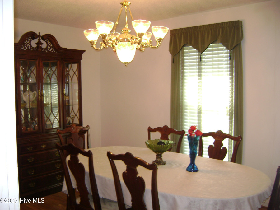 501 Us 13 And 17 S Windsor, NC 27983