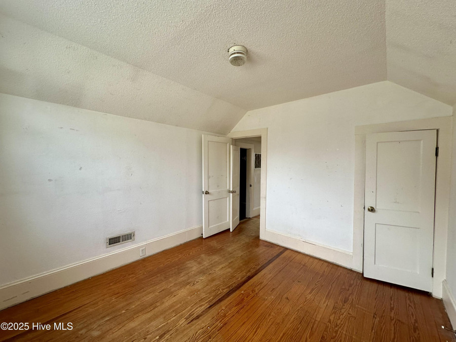 1102 Sterlingworth St Windsor, NC 27983