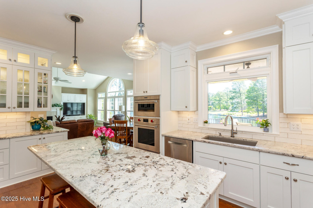118 Dennis Cir West End, NC 27376