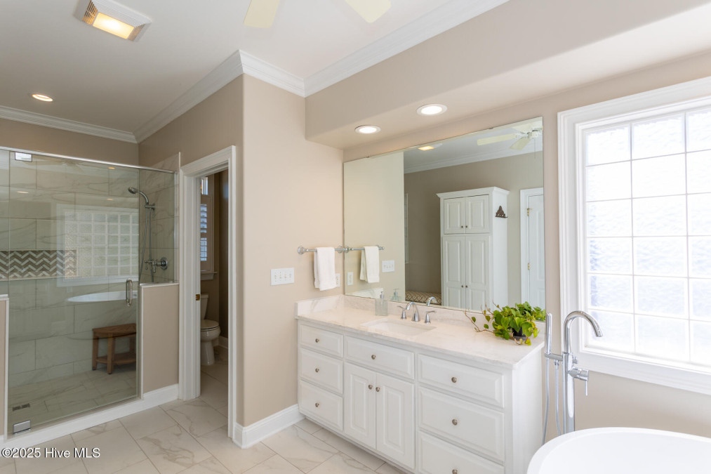 118 Dennis Cir West End, NC 27376