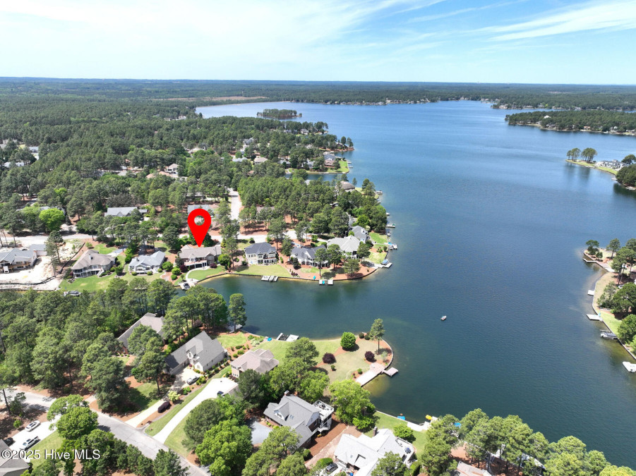 118 Dennis Cir West End, NC 27376