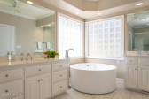118 Dennis Cir West End, NC 27376