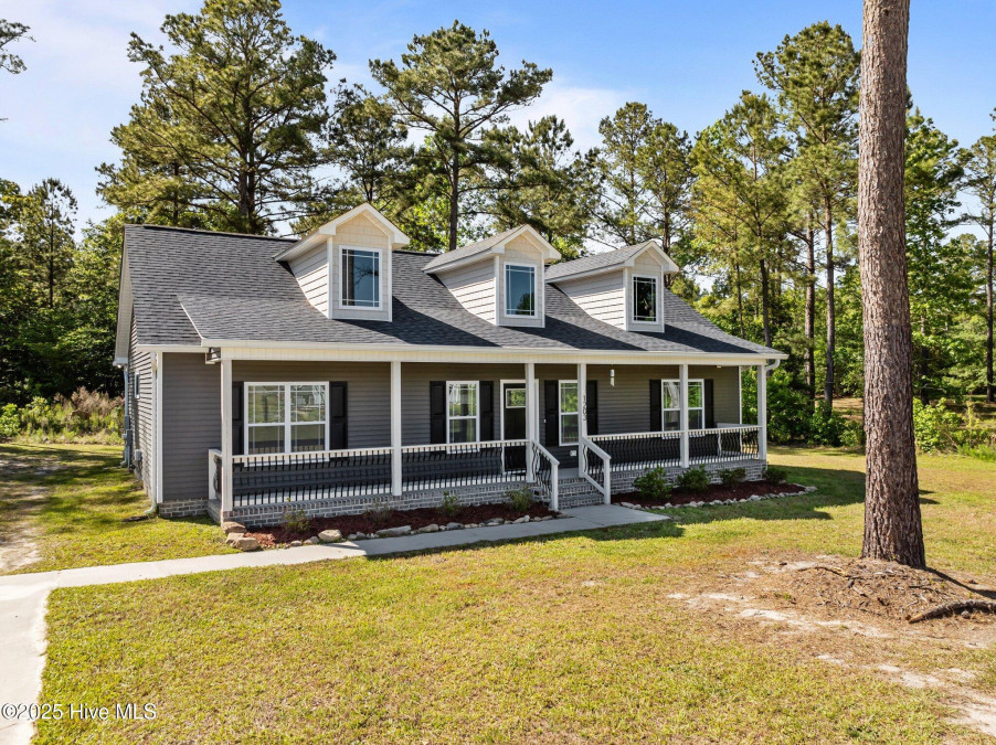 1203 English Colony Pl Washington, NC 27889