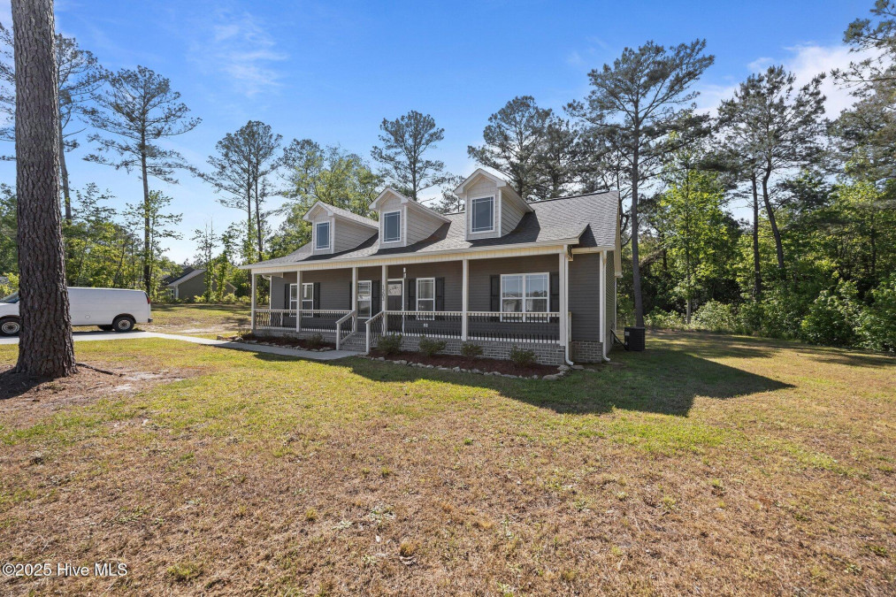 1203 English Colony Pl Washington, NC 27889