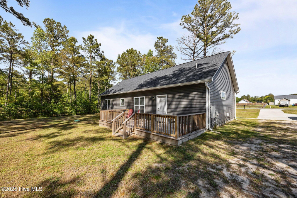 1203 English Colony Pl Washington, NC 27889
