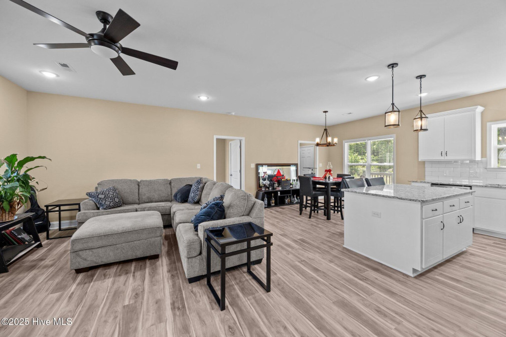1203 English Colony Pl Washington, NC 27889