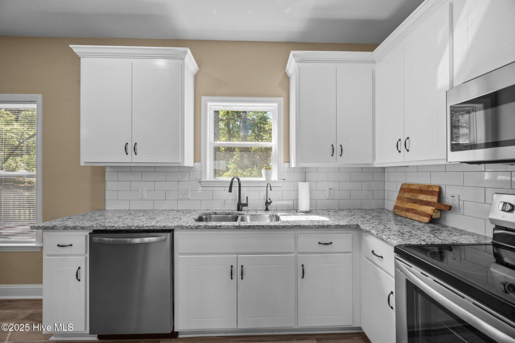 1203 English Colony Pl Washington, NC 27889