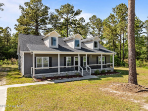 1203 English Colony Pl Washington, NC 27889
