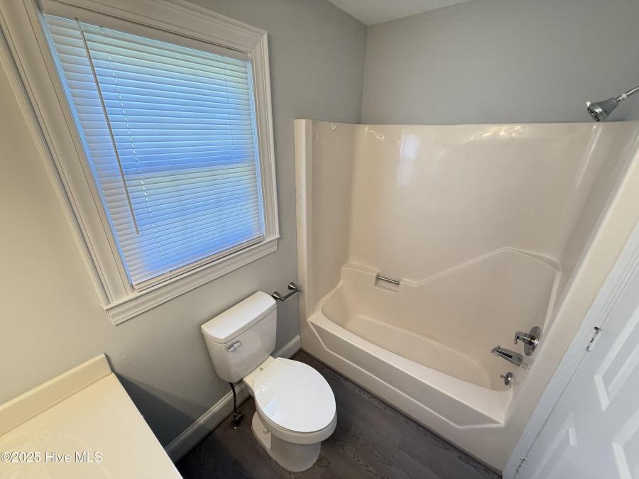 120 Ridgecrest Dr Mount Olive, NC 28365