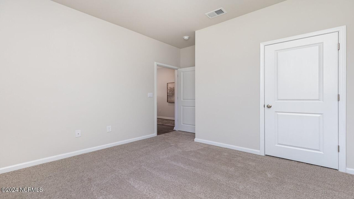 1210 Woodhouse Dr Ash, NC 28420