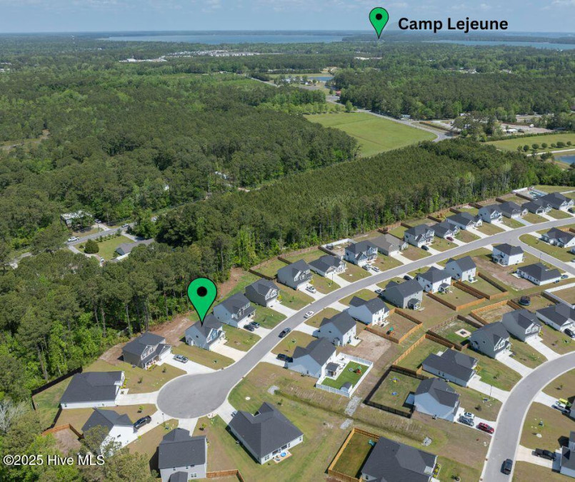 230 Lookout Ln Sneads Ferry, NC 28460