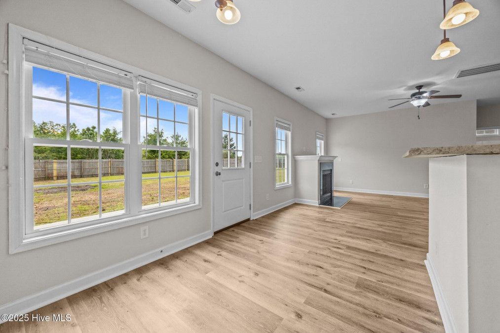 305 Spring Maple Way Richlands, NC 28574