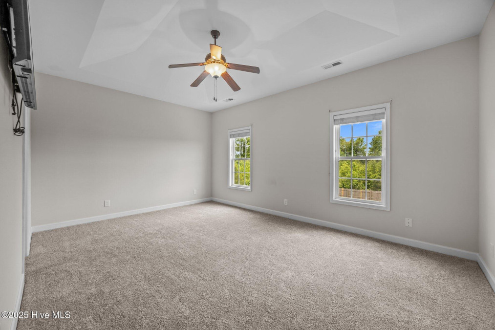 305 Spring Maple Way Richlands, NC 28574
