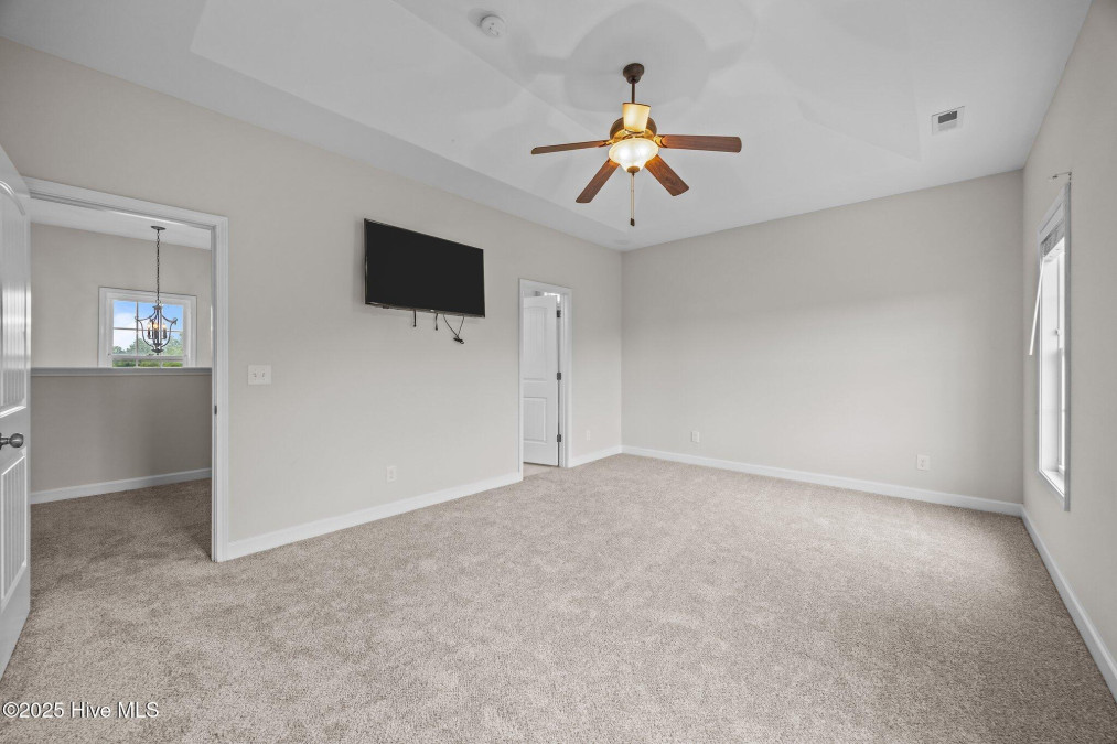 305 Spring Maple Way Richlands, NC 28574
