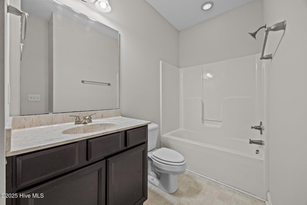 305 Spring Maple Way Richlands, NC 28574