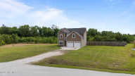 305 Spring Maple Way Richlands, NC 28574